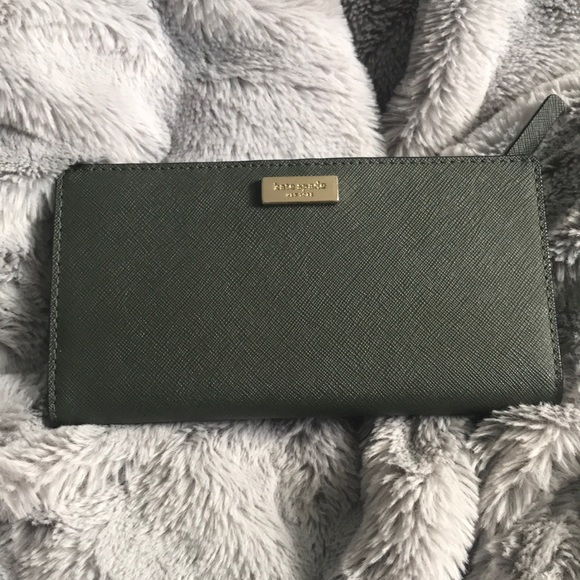 NWT KATE SPADE STACY WALLET - Picture 1 of 6